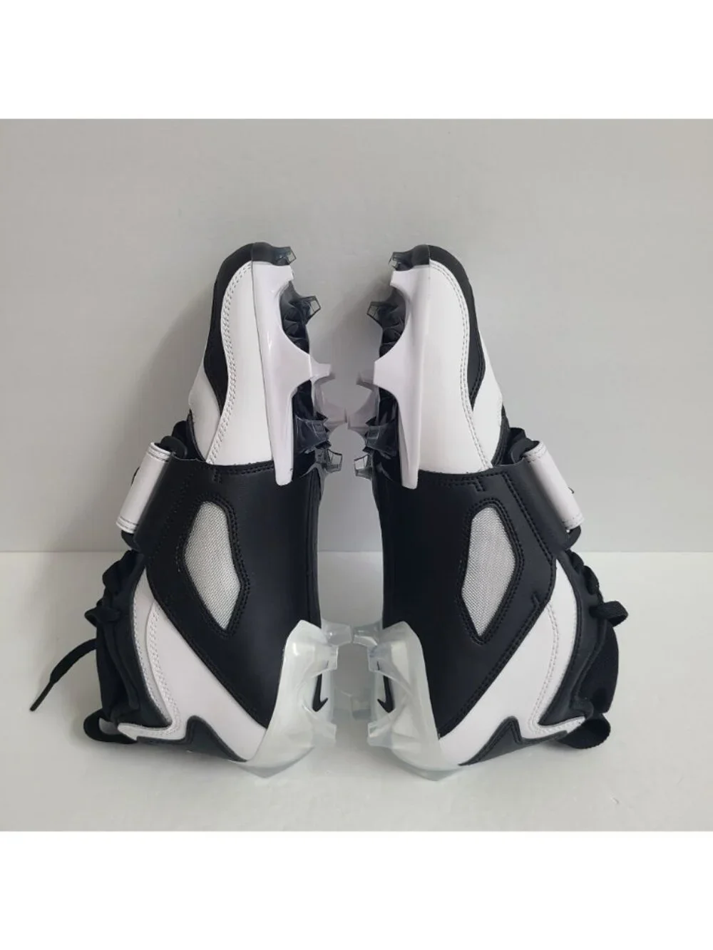 NEW Nike Diamond Turf 93 TD Football Cleats HF5298-101 Size 7.5 White Black